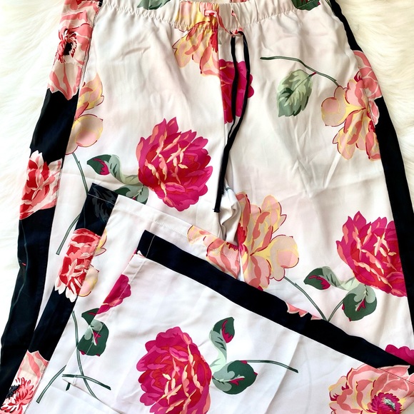 Victoria’s Secret Satin Pants - Picture 2 of 5